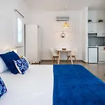 Mouras Aparthotel 2*