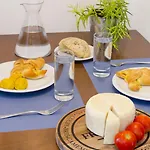 Mouras Aparthotel 2*
