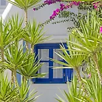 Aparthotel Mouras 2*