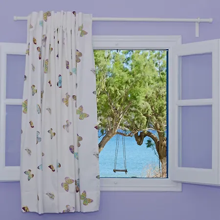 מלון דירות Mouras 2*