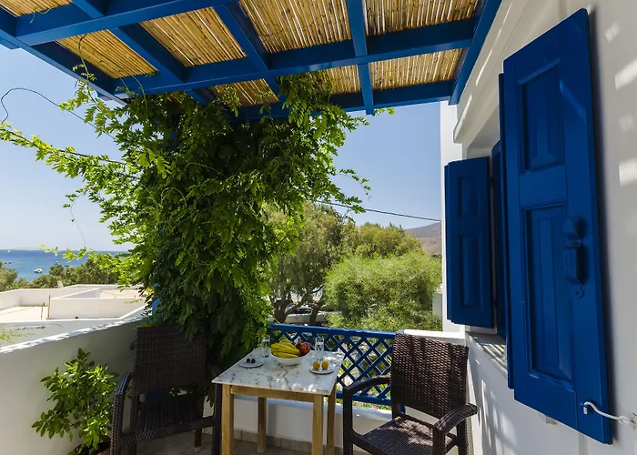 Mouras شقة فندقية 2*